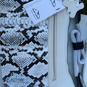 White and Black Snake Print Women's Bag